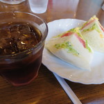 マルキ喫茶 - アイスティーとサンドセット　３５０円