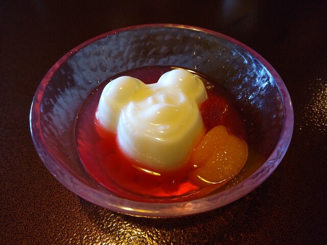 ヴォルケイニア レストラン 東京ディズニーシー ステーション 中華料理 食べログ