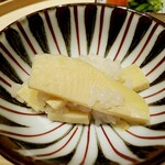 温石 - 筍のご飯和え(笑)松茸ごはんより筍ご飯が好き。1年で一番うれしい時期。温石さんで頂く筍ご飯は最高です。