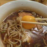 一〇そば - 黄身の弾力半端ない
