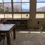リブラリエ バイ ハクセン - 店内