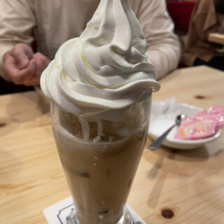 夜10時以降入店可 名古屋駅でおすすめのカフェをご紹介 食べログ 夜10時以降入店可 名古屋駅でおすすめのカフェをご紹介 食べログ