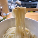 自家製麺 くろ松 - 麺リフ