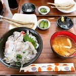 マル佑 - おすすめ丼定食　¥1,000-