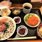 肴・田久美 - 　210329月　東京　肴・田久美　三色丼と牛肉コロッケ950円