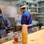 手打うどん ひら田 - 厨房