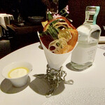 レフェルヴェソンス - 野菜クリスプのブーケと豆腐サワークリーム