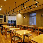 Casual Dining Monsieur Itoh - 