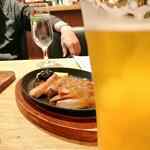 アソビストロ シェルター - 