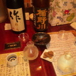 日本酒のめるとこ - テーブル席で立ち飲み♪