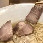 支那蕎麦 澤田 - チャーシューは3枚