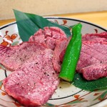 肉亭 たんまみれ - 無角牛の牛タン