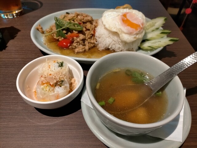 タイの食卓 オールドタイランド 新橋店 Old Thailand 新橋 タイ料理 食べログ タイの食卓 オールドタイランド 新橋店 Old Thailand 新橋 タイ料理 食べログ