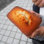 ラトリエ ドゥ ノノ - 焼き立てフィナンシェ