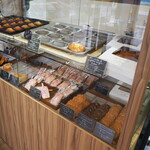 ラトリエ ドゥ ノノ - ショーケース