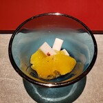 明神館 - 甘夏とウド。塩ドレッシング。