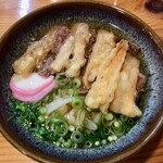 葉隠うどん - 肉ごぼう天うどん 630円(税込)