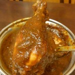 トマト - 大振りのチキン