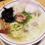 生姜醤油専門 我武者羅 - 背脂塩生姜ワンタン麺