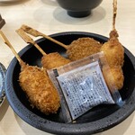 Hama Zushi - 串カツ盛り合わせ 大阪名物（280円）