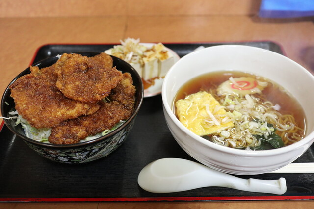 蓮華 - 赤塚/中華料理 | 食べログ