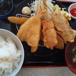 Kushikatsu Tanaka - 上串カツ定食：980円