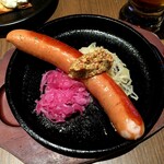 シュマッツ・ビア・ダイニング - この店のもうひとつの主役、ソーセージ。