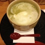 前田珈琲 - 宇治抹茶のカフェ•ラッテ、かなりの分量！