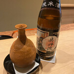 米増 - ①奥丹羽(兵庫）創業は江戸享保元年という老舗蔵元。キリッとした和食に合う純米の渋みと旨味。