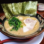 ラーメン神山 - 令和元年11月 濃厚とんこつ醤油ラーメン 680円