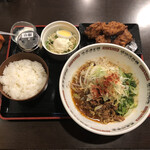 麺屋 彩蓮 - 汁無し坦々麺と唐揚げセット