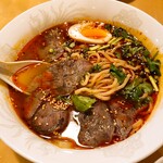 中華料理 台湾グルメ - 牛肉麺