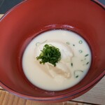 明神館 - 汲み上げ豆腐。