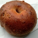 パン家のどん助 - 胡桃のベーグル