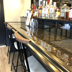WAVY - カウンター席
