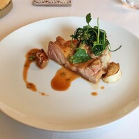 エヴォリュエ - 肉料理