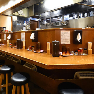 【新宿三丁目駅直結】アクセス抜群！お気軽にお越しください