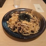 スパゲティ 心 - キノコとナットウ　大盛り　\1150(21-03)