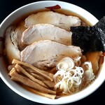 中華そば処 琴平荘 - チャーシュー麺(900円也) 火、金は大盛サービスデー！