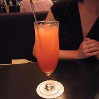 ブリーズ オブ トウキョウ - テキーラサンライズ　950円