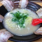 Hakataippatsu - チャーシュー麺