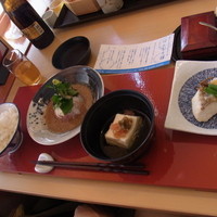 豆富料理と吟醸せいろ蒸し 八かく庵 大阪ステーションシティ店 - 