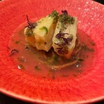 新日本料理 宗春 - 海老のすり身を筍で挟んだ海老の挟み揚げ　下に揚げた蕎麦 新物若芽餡掛け