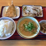 岩国今津食堂 - 自分定食