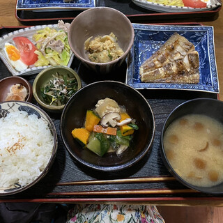 烏丸御池駅でおすすめの美味しい定食 食堂をご紹介 食べログ 烏丸御池駅でおすすめの美味しい定食 食堂をご紹介 食べログ