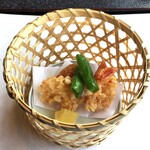 行楽庵 - 揚物〜海老とホタテのおかき揚げ