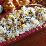 百香亭 - 鶏マヨ炒飯弁当