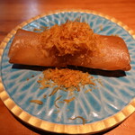 明道町中国菜 一星 - 新玉ねぎの春巻き、からすみパウダー