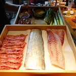 明道町中国菜 一星 - 本日の食材、黒毛和牛、太刀魚(5日間ねかし)、鯛