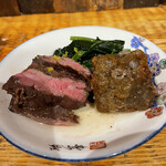 立呑み とだか - 牛ハラミと牛蒡豆腐